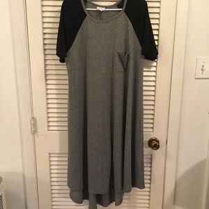 LuLaRoe Carly Grey with black sleeves